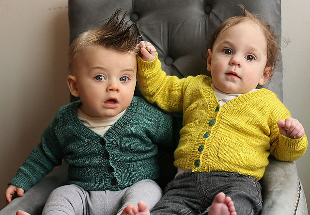 <a href="http://www.ravelry.com/patterns/library/playdate-2">Playdate</a>