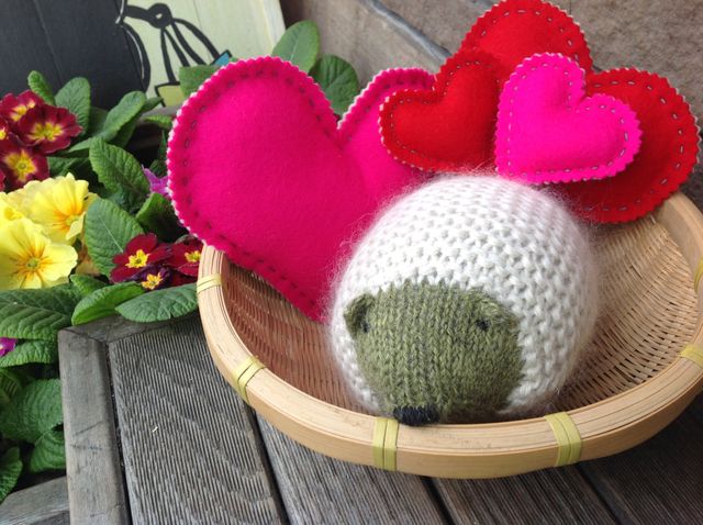 Wool Felt Hearts and a cuddly Hedgehog for Valentine's Day