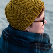 Antler Toque: A Cabled Hat Class