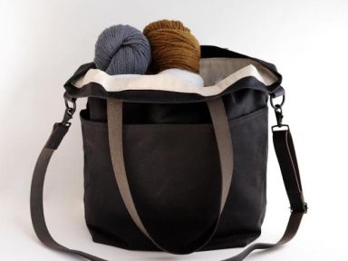 T&H Waxed Canvas Tote Black