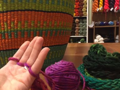 Finger knitting with Kureyon Air