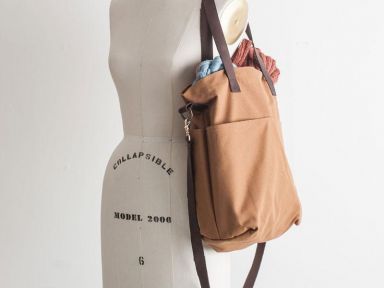 T&H Canvas Tote in Camel