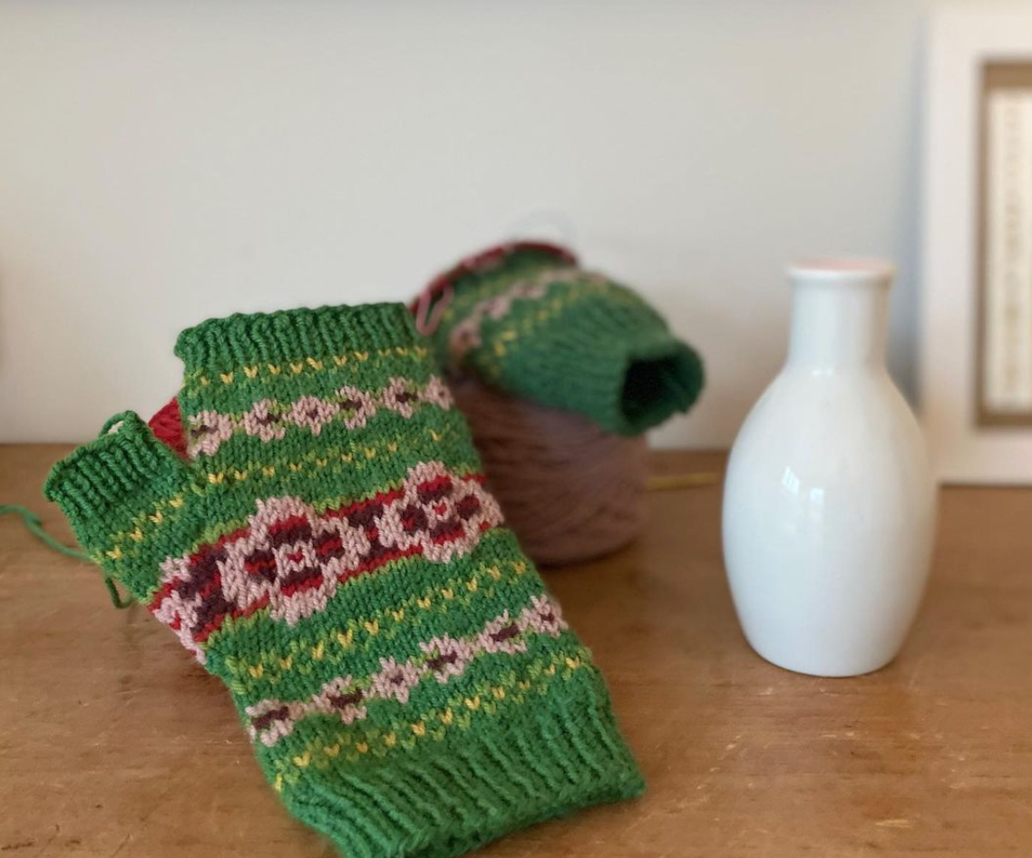 Belated Christmas Gift - Bramble Gloves