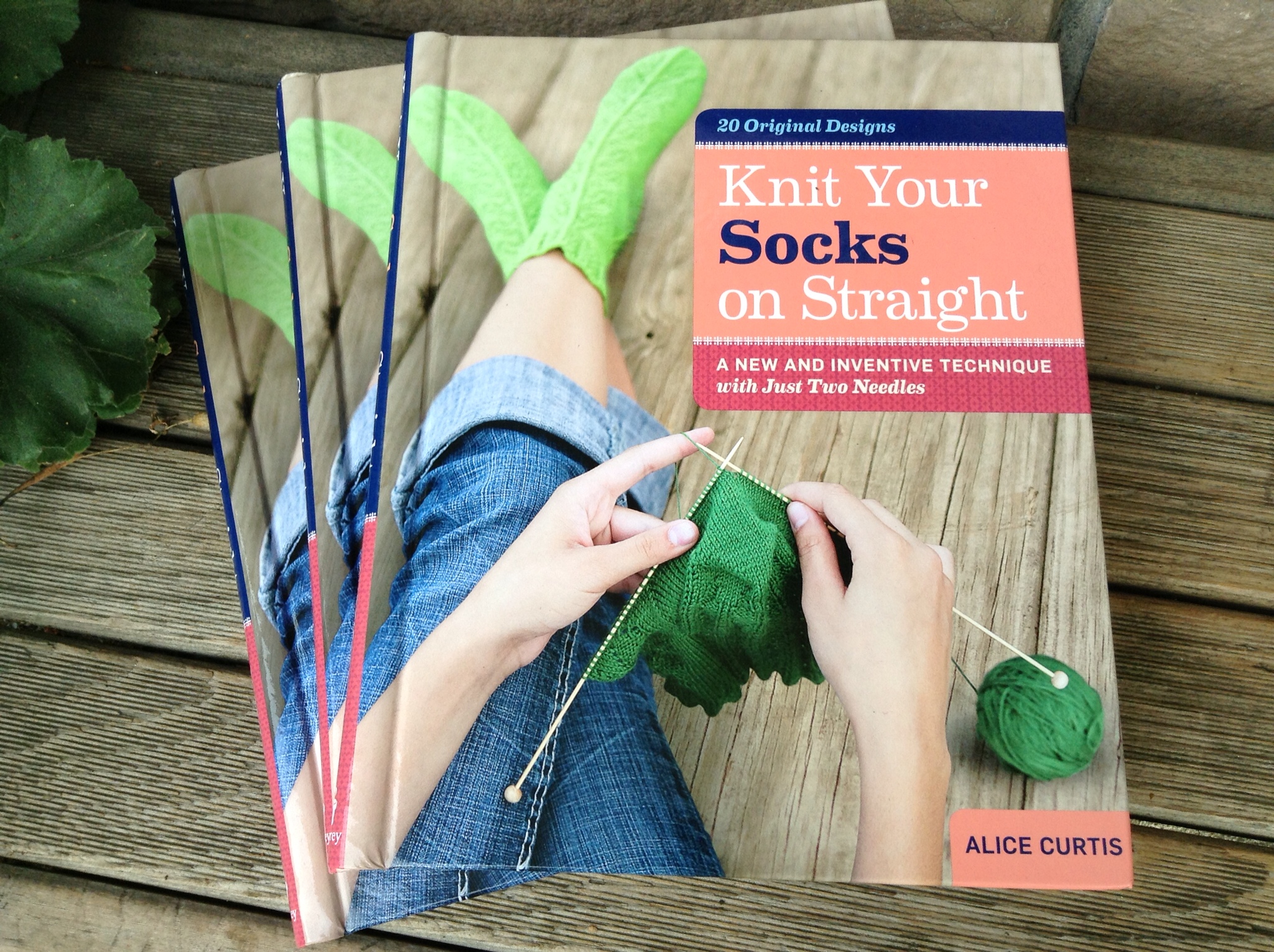 Knit Your Socks on Straight