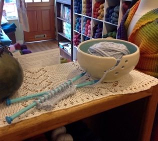 Yarn bowls
